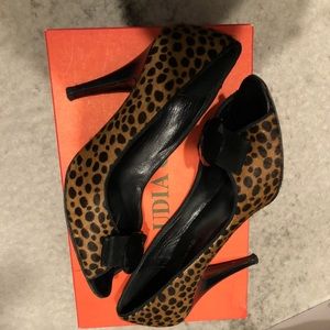 Claudia Ciuti leopard size 8 heels